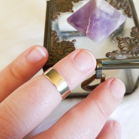 🔸14k Gold Ultra Wide Stacking Midi Toe Knuckle Ring - 5 - Picture 5 of 7